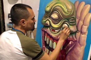 GDL Art Crawl & Studio Tour Visit - Sepia Gallery: changing exhibitions plus a sculptor at work