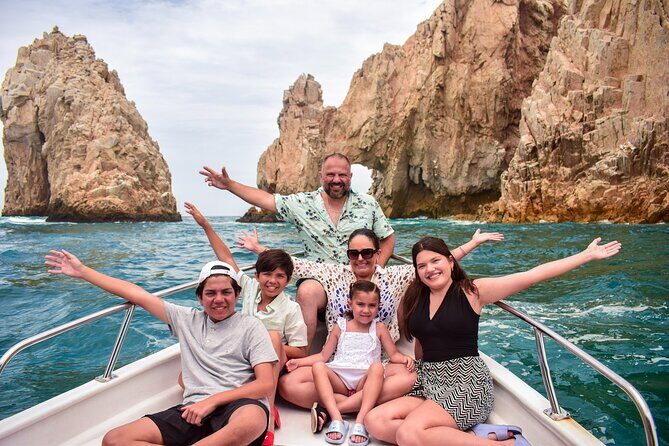 Glass-bottom boat tour to the Arch + beach time - Key highlights to know before you go