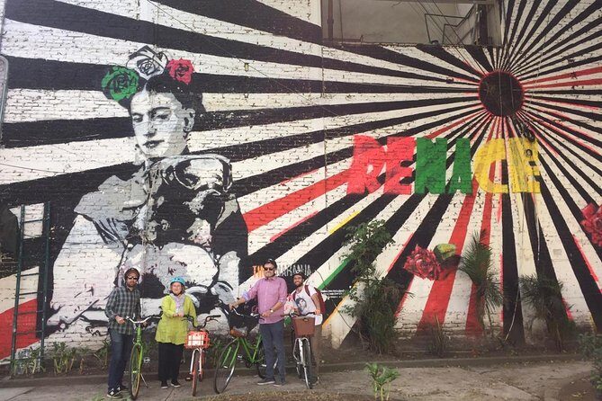 Graffiti & Urban Art Biketour w/ taco stop - Key highlights at a glance