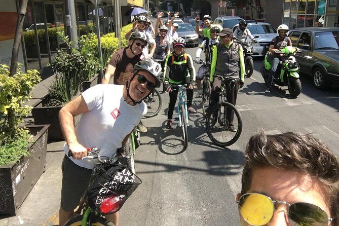 Graffiti & Urban Art Biketour w/ taco stop - Why bike through Mexico City’s street art districts?