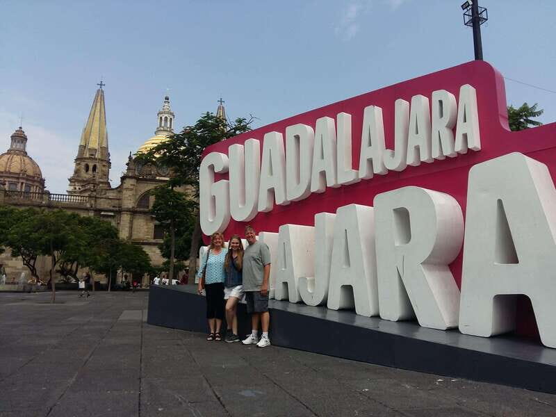 Guadalajara: Culture, Architecture, and Market Walking Tour - Where You Start: Plaza Guadalajara, Fountain Meet-Up, and Cathedral Timing