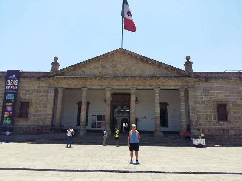 Guadalajara: Culture, Architecture, and Market Walking Tour - Tips to Get the Most Out of the Walk