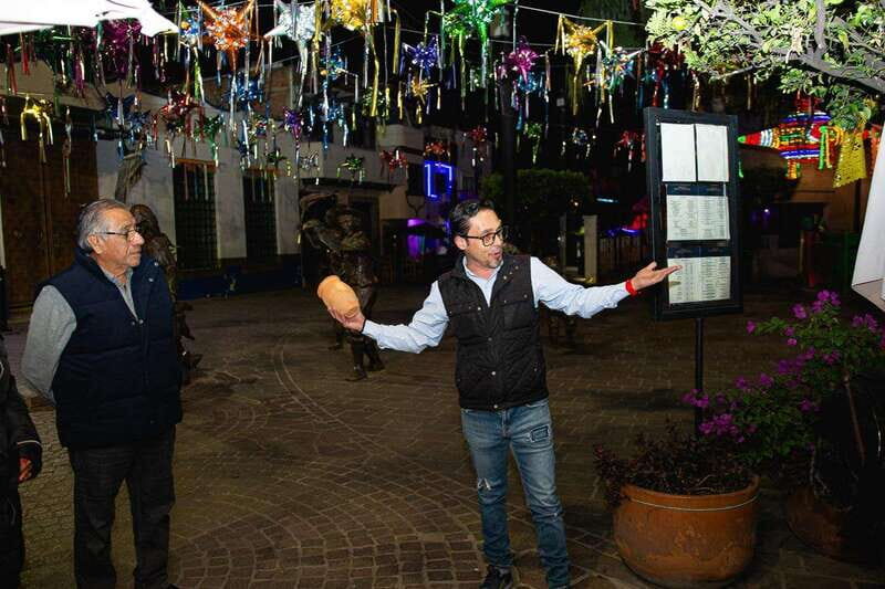 Guadalajara: Guided Tlaquepaque Night Tour with Hotel Pickup - Who this tour suits best (and who might want a different style)
