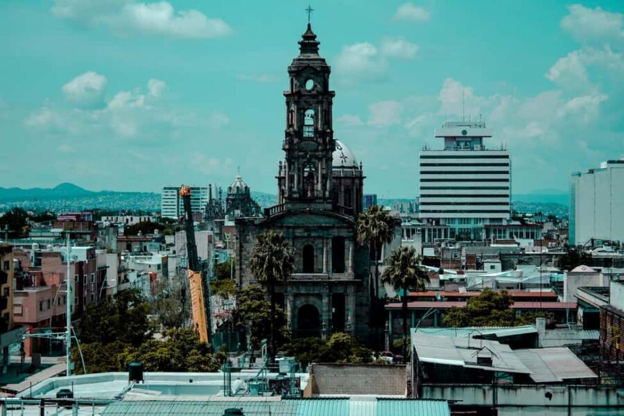 Guadalajara & Tlaquepaque Sightseeing Tour - Tlaquepaque guided landmarks: switching from big monuments to local craft culture