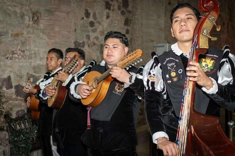 Guanajuato: Night Walk with the Estudiantina - Key things that make this night walk worth your time
