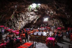Guided tour in Teotihuacan + breakfast in Cueva + Transportation CDMX - Stop 1 in the morning: where the day starts
