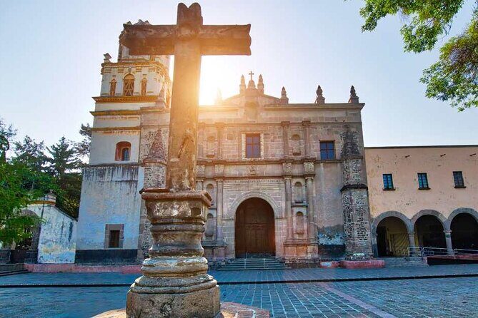 Guided Tour of Coyoacan and Leon Trotsky Museum - Stop 2: Parish of St. John the Baptist and the mechanics of evangelization