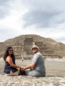 Guided tour of Mexico City: Teotihuacan, Guadalupe, and the Mexica city of Tlatelolco - Basilica de Guadalupe: more than a photo stop