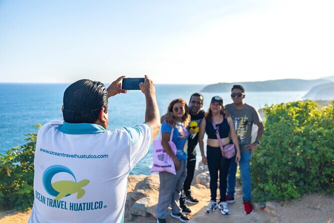 Guided Visit to Huatulco with Pickup Included - Stop 2: Iglesia de La Crucecita and the big hand-painted image