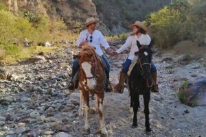 Half Day Excursion - Horseback Riding Adventure in SMA - The riding class: how instruction keeps the day fun