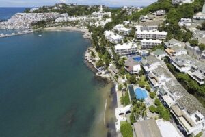 Half-day Manzanillo City Tours - Santiago Peninsula viewpoint: a quick geography win