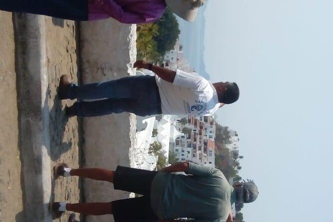 Half-day Manzanillo City Tours - Playa Miramar craft stop: where browsing turns into actual buying