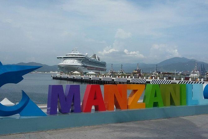 Half-day Manzanillo City Tours - Mirador Solidaridad: the short viewpoint that ties it together