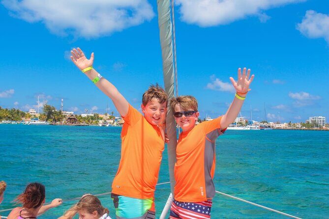 Half Day Sailing Private Catamaran to Isla Mujeres - Crew and Boat Feel: Safety, Cleanliness, and Attentiveness