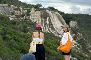 Half-Day Tour to Explore Hierve el Agua - Donaji buffet hour: a practical final meal with vegan options