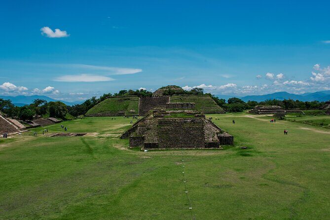 Half day tour to Monte Albán - What to pack: heat, stairs, and timing tricks