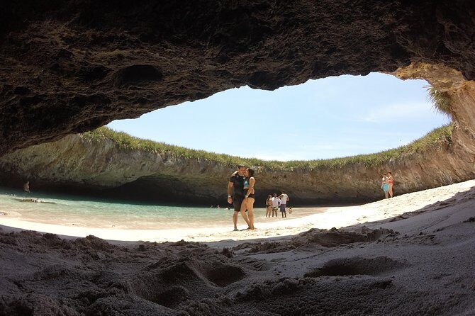 hidden beach tour guaranteed! - Small Group Size and the VIP Feel
