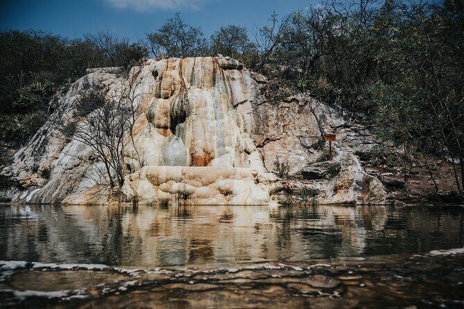Hierve el Agua & More... All Included Guided Day Tour from Oaxaca - Santa María del Tule: Seeing the Ancient Cypress in Real Life