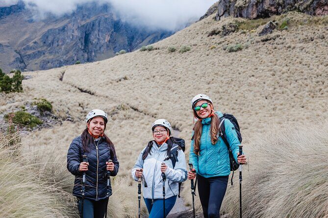 Hiking Tour on the Iztaccíhuatl Volcano from Puebla - Itinerary On The Ground: The Park Stop And The Route Plan