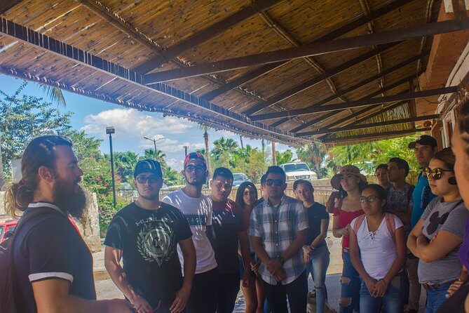 Historical and Cultural Walking Tour of San José del Cabo - The guides: local storytelling that doesn’t feel rehearsed