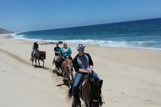 Horseback riding - Photo and video help is part of the value