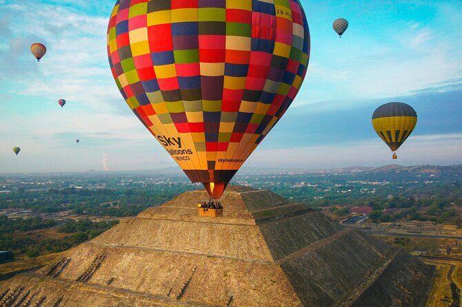 Hot Air Balloon Flight and Tour of the Majestic Pyramids - Pickup from CDMX: smooth when you follow the clock