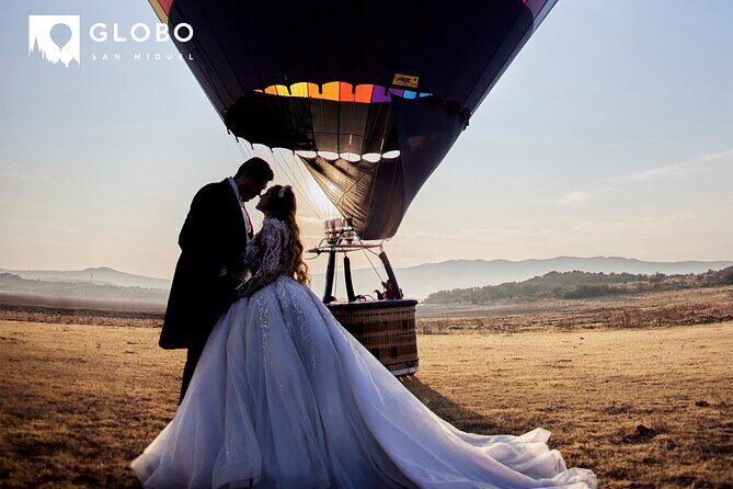Hot Air Balloon Flight in San Miguel de Allende from Mon-Thurs - A Sunrise Balloon Over San Miguel de Allende From the Only Place That Matters