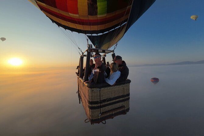 Hot air balloon flight in Teotihuacán + Breakfast in a Cave - Balloon over Teotihuacán: the view, the timing, the reality