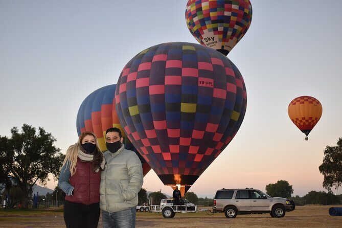 Hot Air Balloon Flight over Teotihuacán - Near Teotihuacán: meeting at VOLAR EN GLOBO