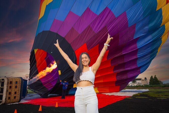Hot Air Balloon Flight with Breakfast Cave and Pyramids Tour - Safety standards and how the day runs like a system