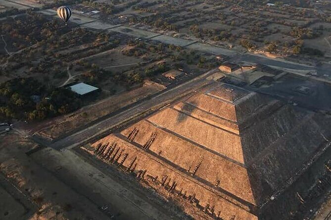 Hot air balloon from CDMX and Restaurant la Gruta (ORIGINAL) - How the itinerary flows: balloon first, then food, then ruins
