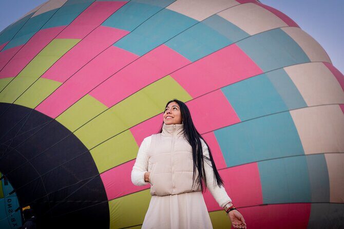 Hot air balloon ride with breakfast in Cueva from CDMX - Why fly over the Teotihuacán Valley?