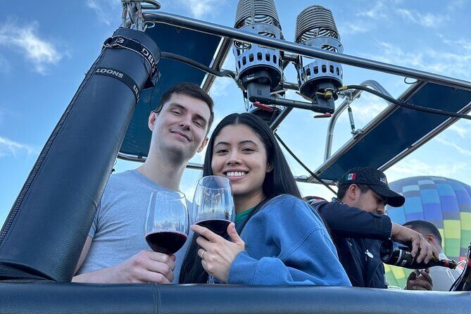 Hot air balloon ride with breakfast in Cueva from CDMX - Price and value: where $155.32 fits in