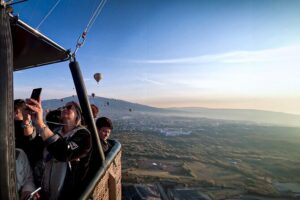 Hot Air Balloon Rides in Teotihuacan with Breakfast - Getting to Von Navi: pickup points in Mexico City and the real meeting address