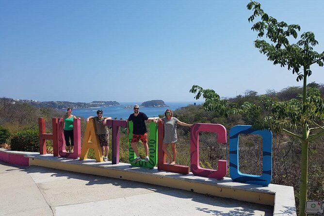 Huatulco City Tour HT - Town Browsing: Souvenirs and Local Products Without the Car Chaos