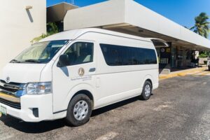 Huatulco: Private Transfer Airport - Hotels - Getting Dropped at Your Hotel Door (Not Just the Area)