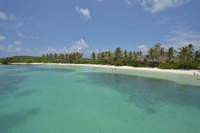 Isla Contoy Eco Adventure - Isla Mujeres: the quick taste stop (and not the main event)