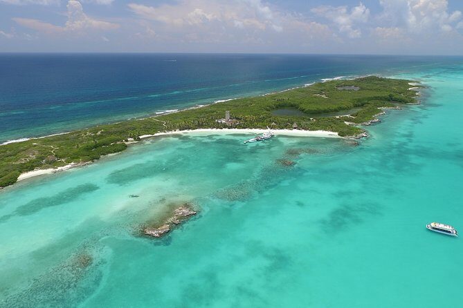 Isla Contoy Eco Adventure - Isla Contoy: wildlife time, limited access, and that calm beach feeling