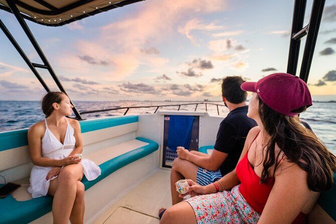 Isla Mujeres, Cancún Private Sunset Trip - Private by Default: Up to 8 People, Real Control of the Mood