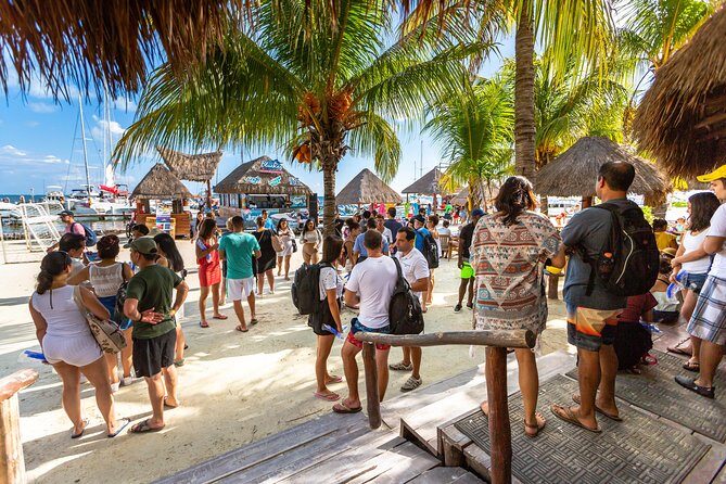 Isla Mujeres Catamaran, Open Bar & Optional Buffet and pick up - The Caribbean Sail: Comfort, Sun, and the Open-Bar Rhythm