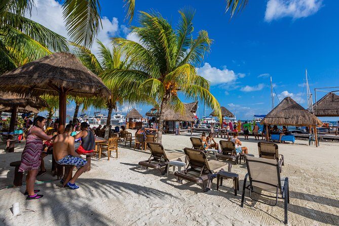 Isla Mujeres Catamaran, Open Bar & Optional Buffet and pick up - Timing and Group Size: How to Avoid the Common Friction Points