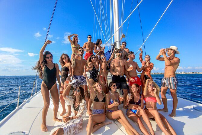 Isla Mujeres Catamaran Tour, Snorkeling, Fun, Open bar and Buffet - Snorkeling Stop: Included Gear, Short Windows, and What You Might See