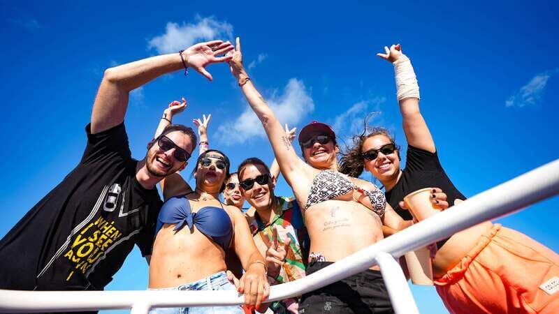 Isla Mujeres: Catamaran with Open Bar, Snorkeling and Lunch - Marina Las Perlas check-in: where the time can feel tight
