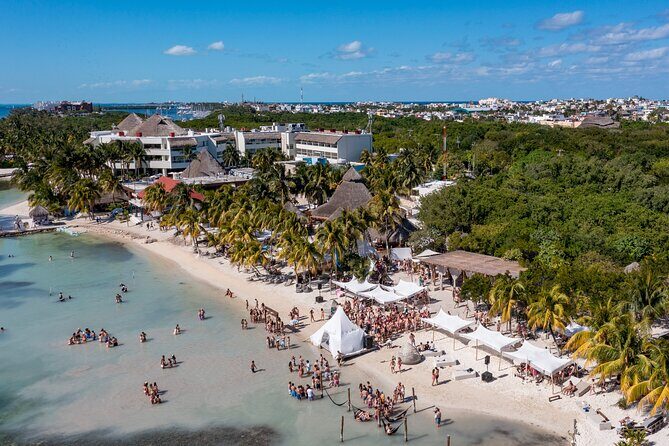 Isla Mujeres Platinum by Albatros Catamarans - The AMAZONA Beach Club Stop: Lunch, Beds, Cocktails, and a DJ Atmosphere