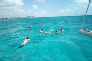 Isla Mujeres Premium Catamaran Tour with transportation from Playa del Carmen - Boarding the Catamaran at 10:00: What the Boat Experience Feels Like