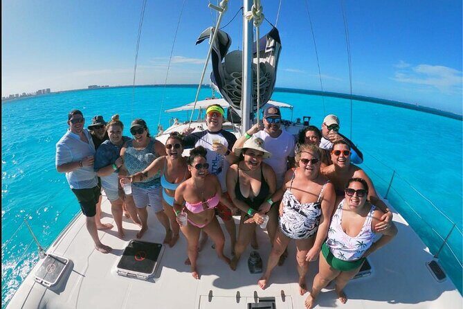 Isla Mujeres Premium Catamaran Tour with transportation from Playa del Carmen - Return to Playa del Carmen and the Importance of Staying Flexible