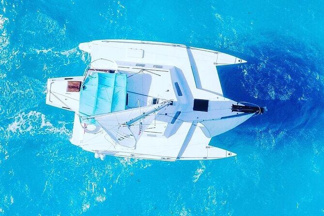 Isla Mujeres Premium Tour in Private Catamaran with Lunch - Getting to Playa Tortugas and What the First Hour Feels Like