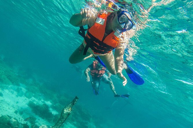 Isla Mujeres Snorkeling Tour Adventure - The boat ride reality check: choppy water, seasickness, and what you can do