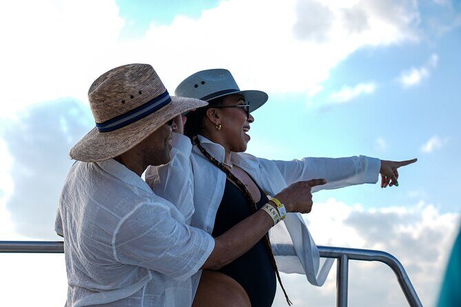 Isla Mujeres Sunset Cruise and Tour from Cancun - The boat experience: music, safety, and the Willy-led crew vibe