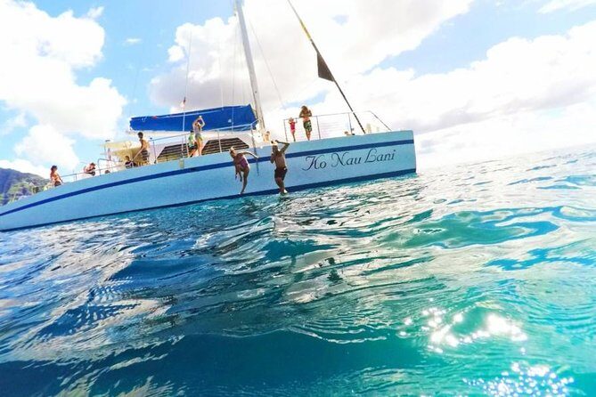 Isla Mujeres tour in a Catamaran with snorkel, open bar, lunch - Isla Mujeres by catamaran: why this itinerary works